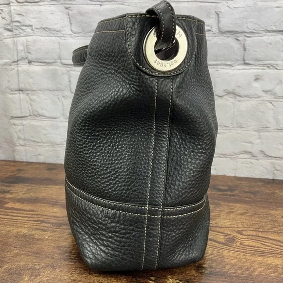 Vintage Coach Black Pebbled Leatherware Hobo Shoulder Handbag Purse 5715 Y2K - Picture 4 of 8
